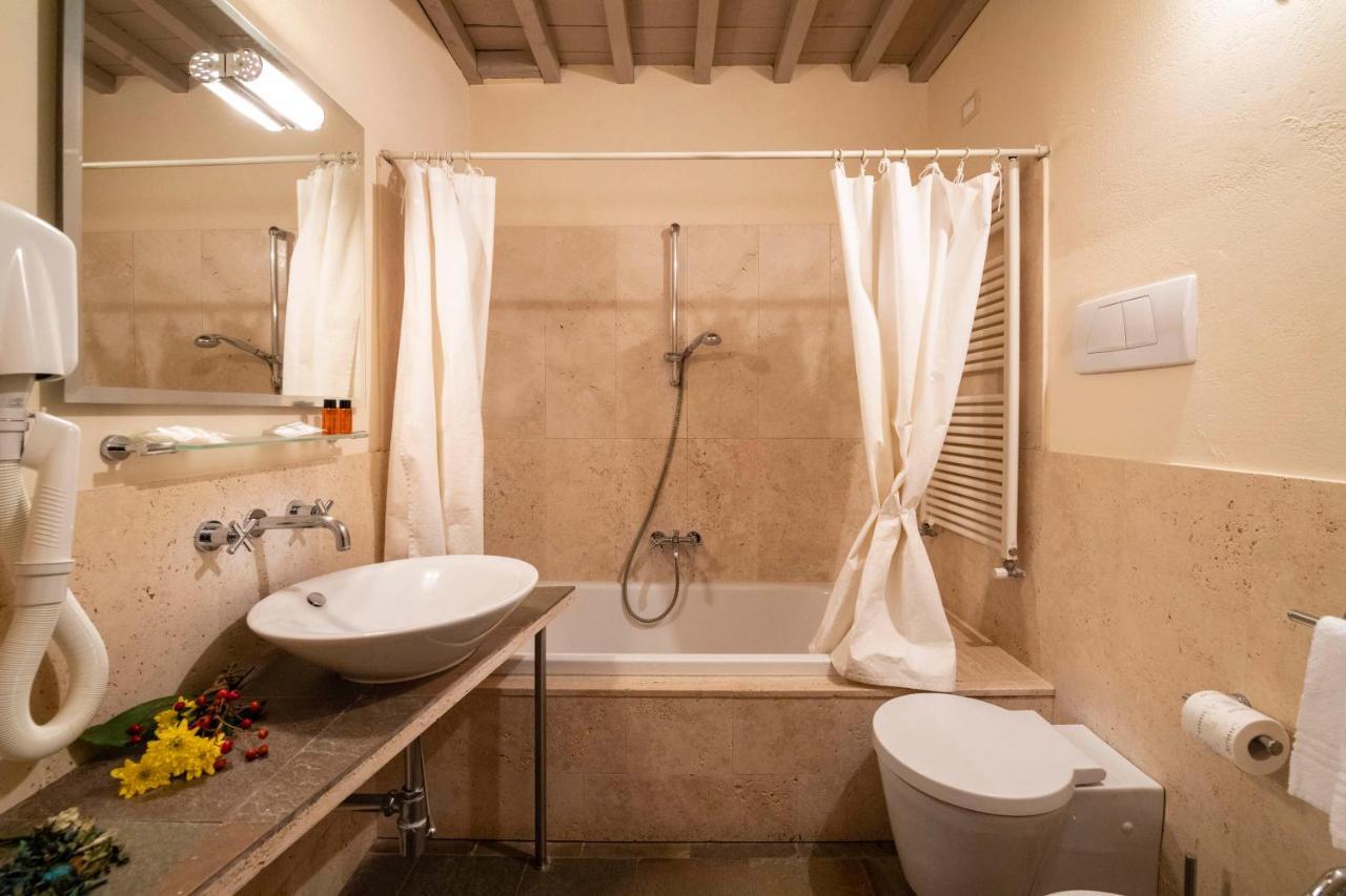 Il Defizio Bed & Breakfast Gambassi Terme Bagian luar foto